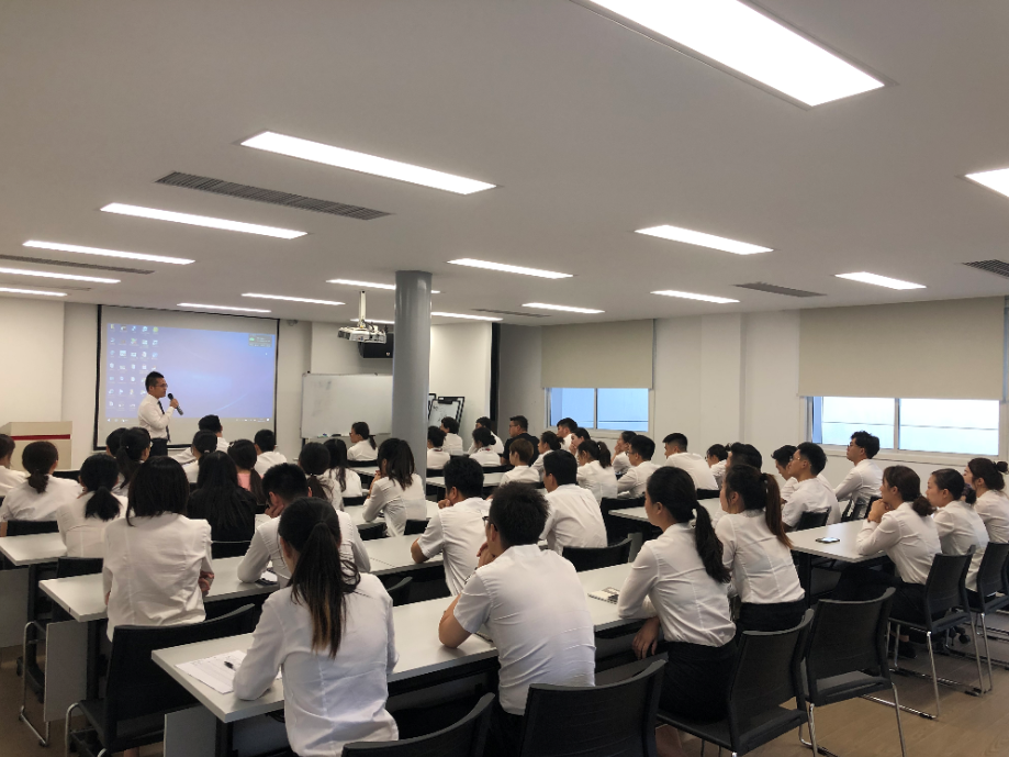 “不学礼，无以立”——杭州德奥组织开展员工商务礼仪培训